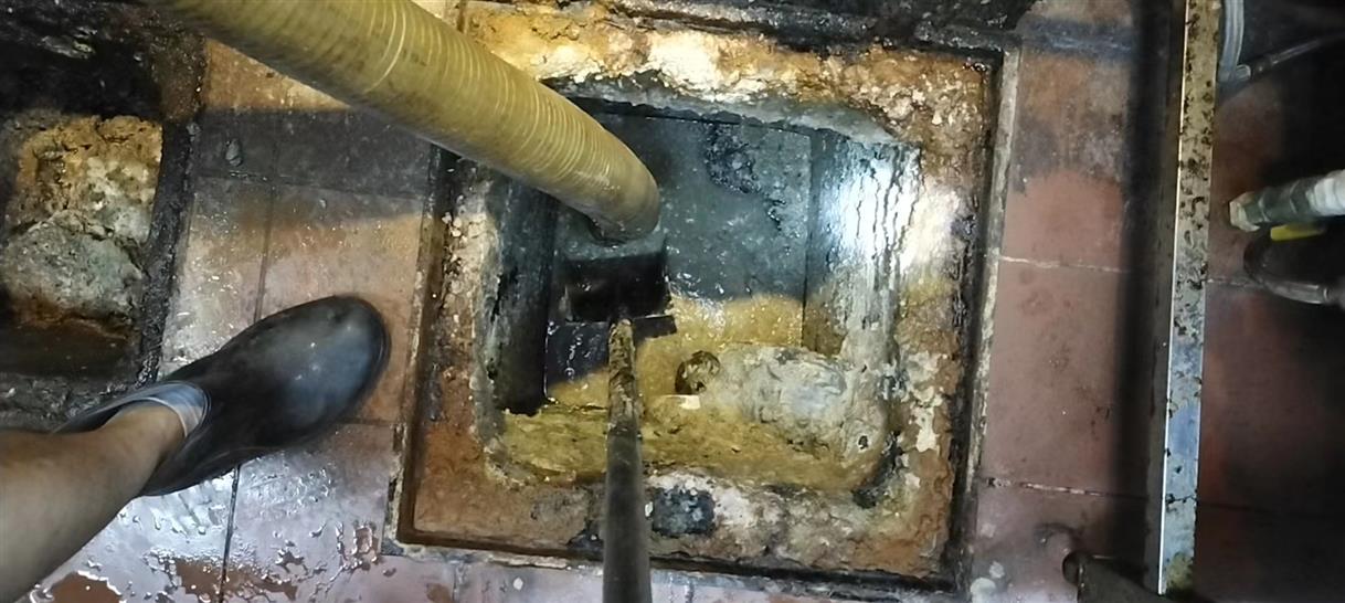 长乐污水池清理一般都有毒气，怎么预防中毒呢？